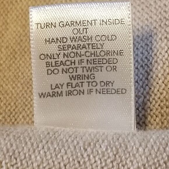 Christopher Banks L Cardigan Sweater Button 3D Floral Trim 100% Cotton Preppy - Picture 10 of 11